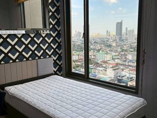 À vendre 2 chambres condo à Khlong San, Bangkok