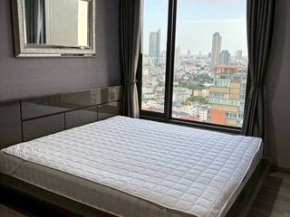 À vendre 2 chambres condo à Khlong San, Bangkok