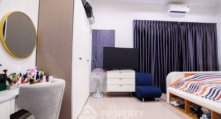 For sale 4 bedrooms house in Bang Lamung, Chonburi