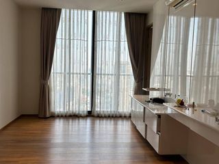 For sale 2 bedrooms condo in Khlong Toei, Bangkok