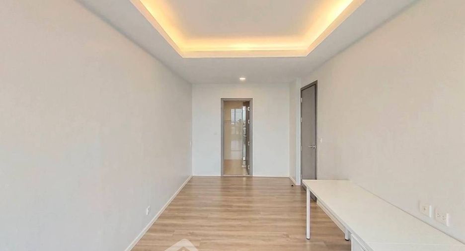 For sale 2 bedrooms condo in Mueang Samut Prakan, Samut Prakan
