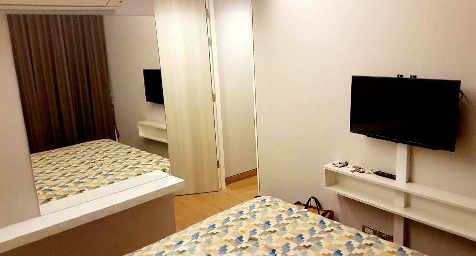 For sale 2 bedrooms condo in Khlong Toei, Bangkok