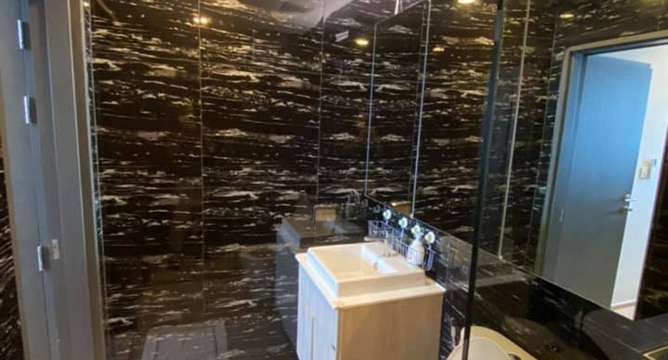 For sale 2 bedrooms condo in Ratchathewi, Bangkok