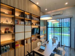 For sale 3 bedrooms townhouse in Yan Nawa, Bangkok