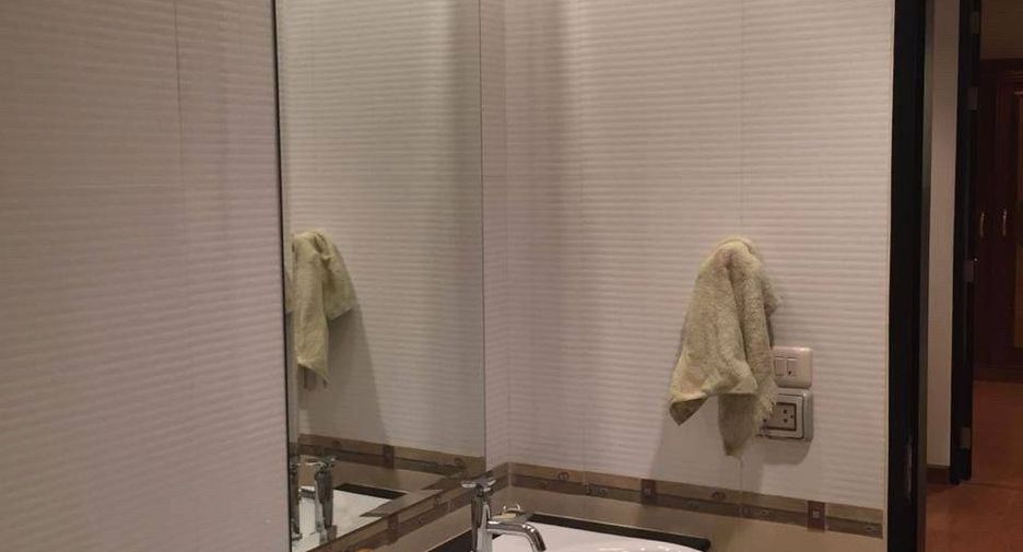 For sale 2 bedrooms condo in Pathum Wan, Bangkok