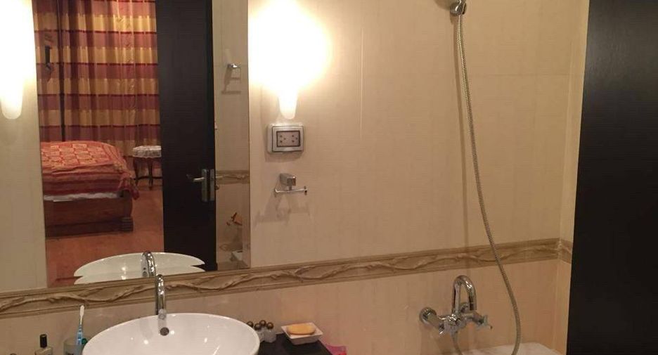 For sale 2 bedrooms condo in Pathum Wan, Bangkok