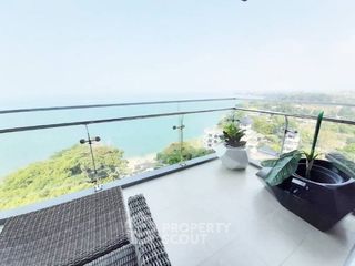 Condo en venta de 2 habitaciones en Si Racha, Chonburi