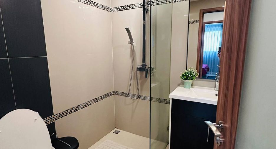 For sale 2 bedrooms condo in North Pattaya, Pattaya