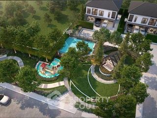 For sale 4 bedrooms house in Saphan Sung, Bangkok