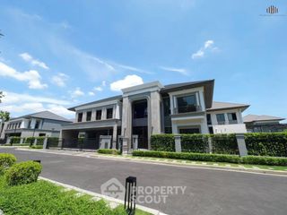 For sale 5 bedrooms house in Khan Na Yao, Bangkok