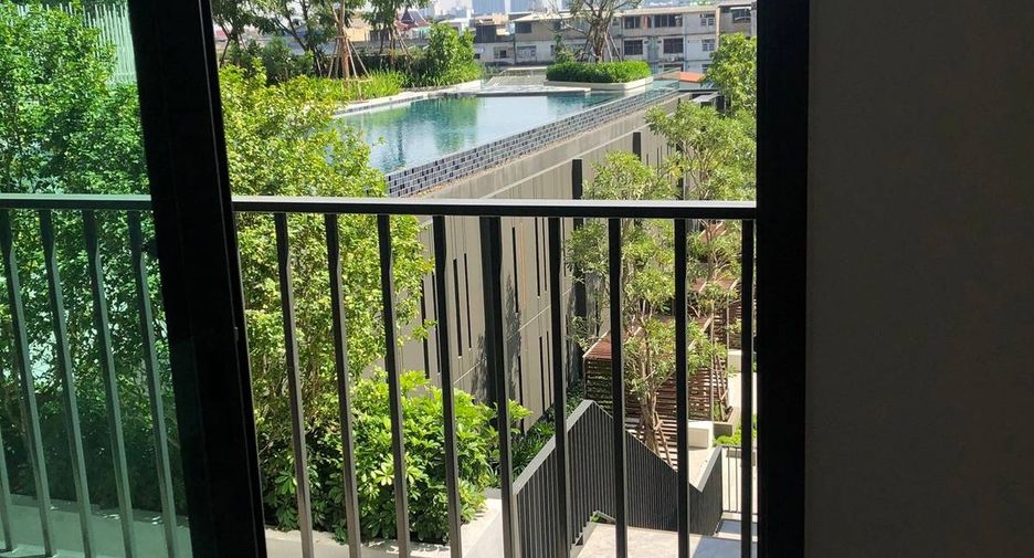 For sale 2 bedrooms condo in Phasi Charoen, Bangkok