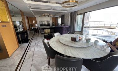À vendre 3 chambres condo à Khlong Toei, Bangkok
