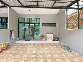 Reihenhaus zum Kauf mit 3 Zimmer in Bueng Kum, Bangkok