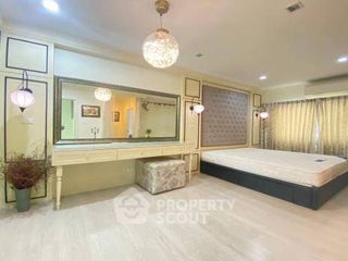 Reihenhaus zum Kauf mit 3 Zimmer in Bueng Kum, Bangkok