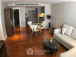 For sale 2 bedrooms condo in Watthana, Bangkok