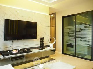 Wohnung zum Kauf mit 2 Zimmer in Watthana, Bangkok