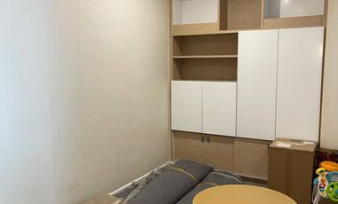 À vendre 1 chambre condo à Khlong San, Bangkok