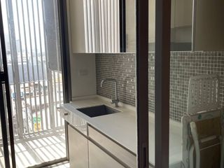 À vendre 1 chambre condo à Khlong San, Bangkok