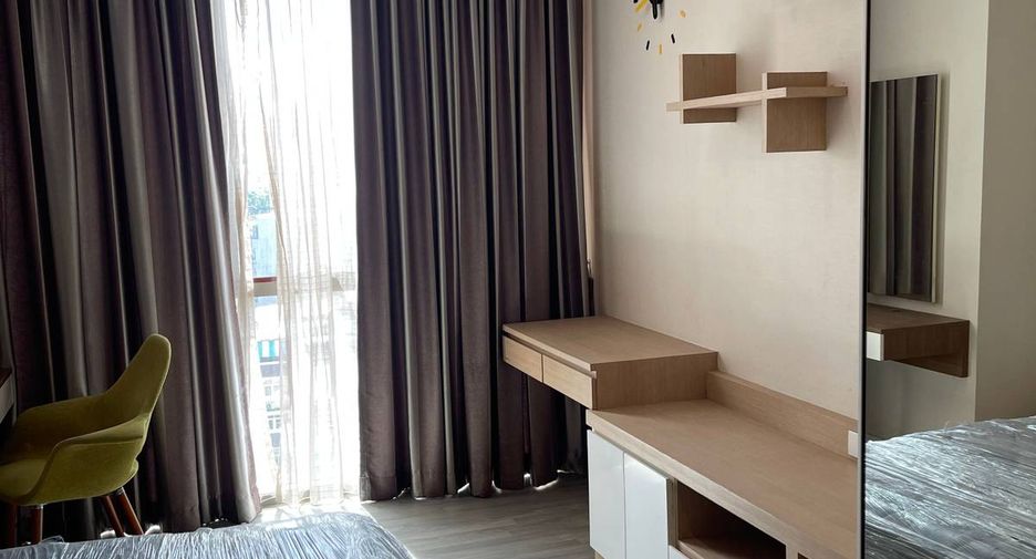 For sale 1 Beds condo in Khlong San, Bangkok
