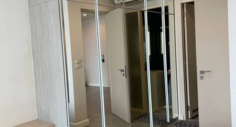 For sale 1 Beds condo in Khlong San, Bangkok