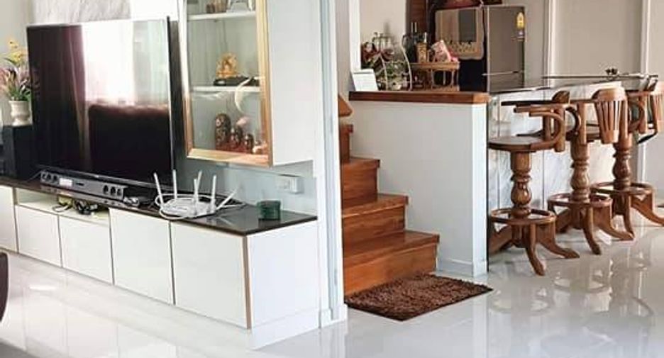 For sale 3 bedrooms house in Sai Mai, Bangkok