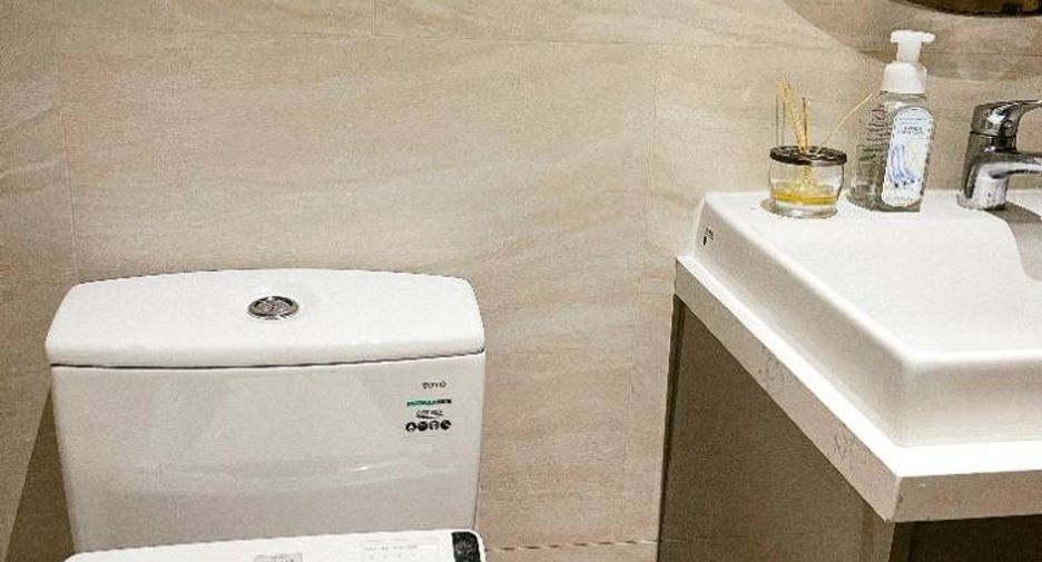 For sale 1 bed condo in Watthana, Bangkok