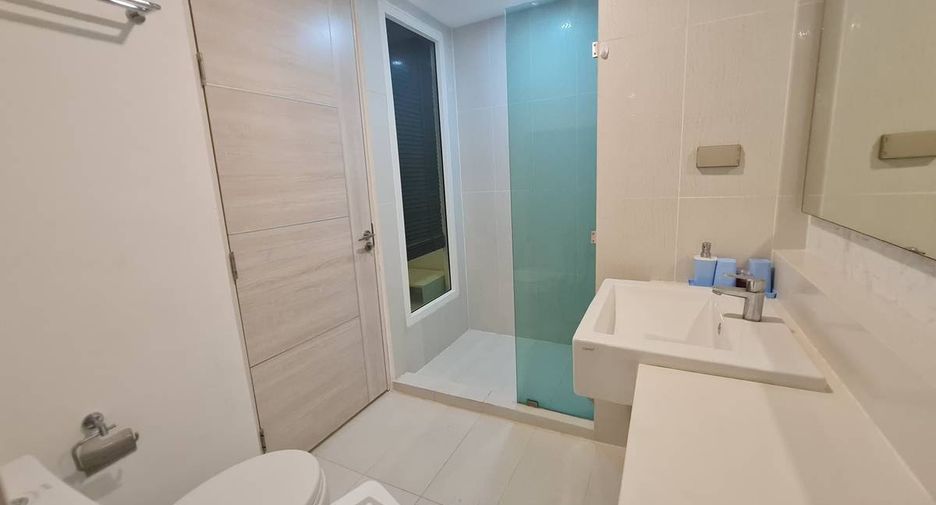 For sale 2 bedrooms condo in Jomtien, Pattaya
