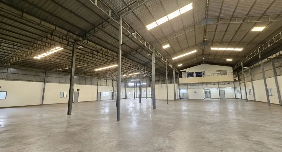 À louer entrepôt à Sam Phran, Nakhon Pathom