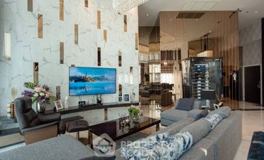 出租 和 出售 2 卧室 公寓 在 Huai Khwang, 曼谷