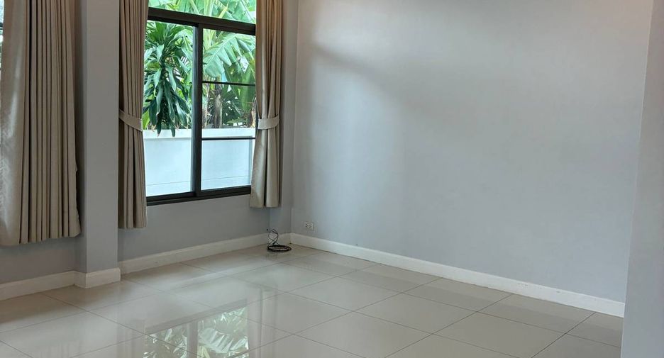 Casa en alquiler y en venta de 2 habitaciones en Min Buri, Bangkok