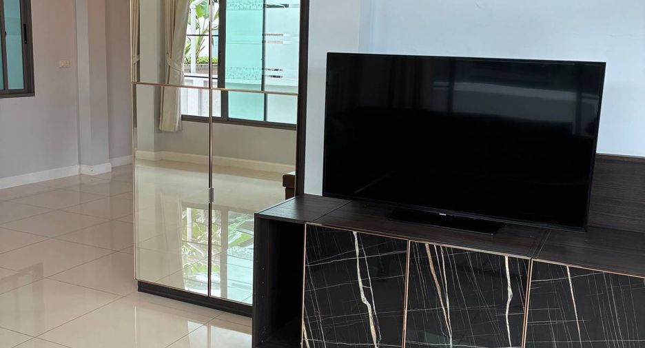 Casa en alquiler y en venta de 2 habitaciones en Min Buri, Bangkok