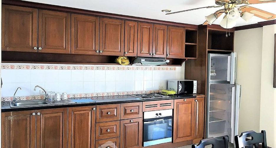 For rent and for sale 2 bedrooms condo in Pratumnak, Pattaya