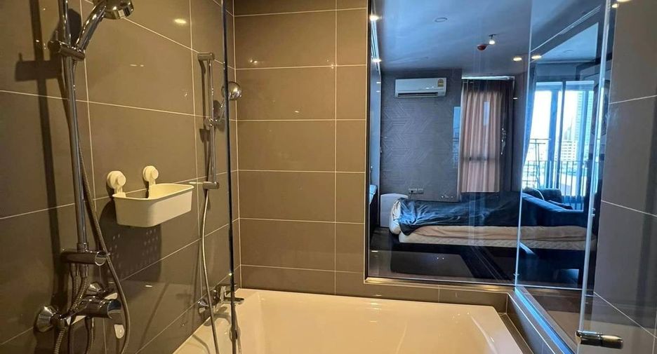 For sale 1 bed condo in Pathum Wan, Bangkok