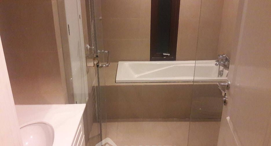 For rent and for sale 2 bedrooms condo in Khlong Toei, Bangkok