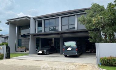For rent and for sale 5 bedrooms house in Bang Kapi, Bangkok