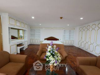 Продажа 3 спальни кондо в Щаттхана, Бангкок