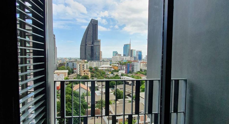 Wohnung zum Kauf mit 1 Zimmer in Khlong Toei, Bangkok