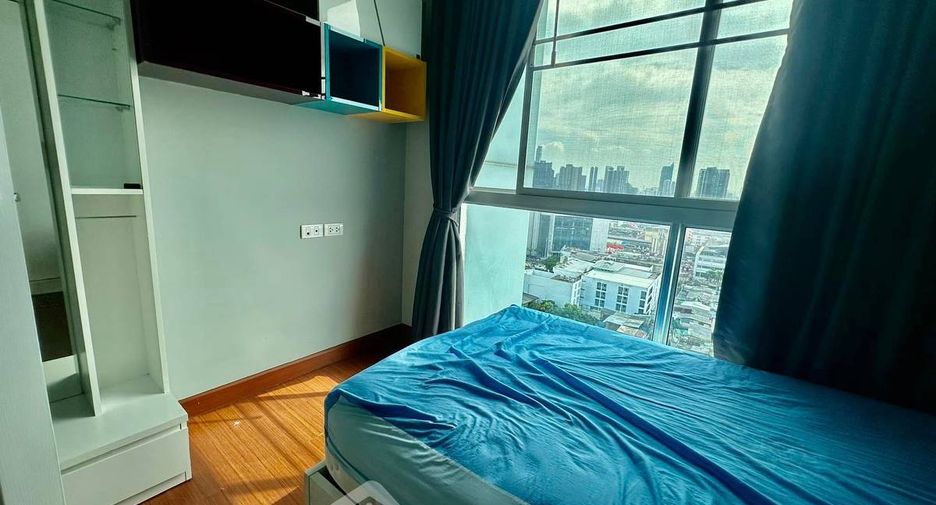 For sale 2 bedrooms condo in Khlong San, Bangkok