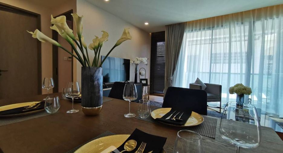 For sale 3 bedrooms condo in Khlong Toei, Bangkok