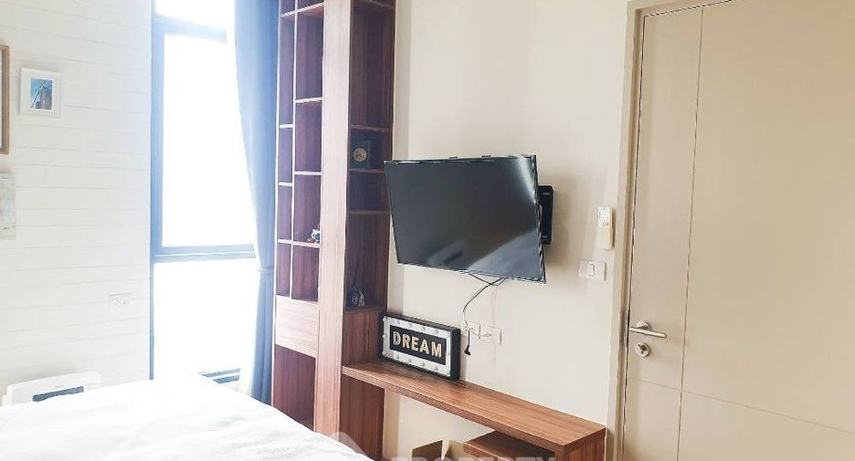 For rent and for sale 1 bed condo in Watthana, Bangkok