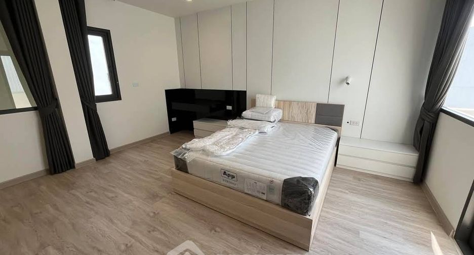 À vendre 3 chambres maison à Don Mueang, Bangkok