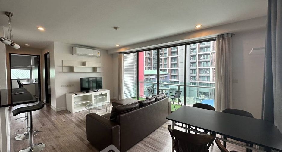 For sale 2 bedrooms condo in Watthana, Bangkok