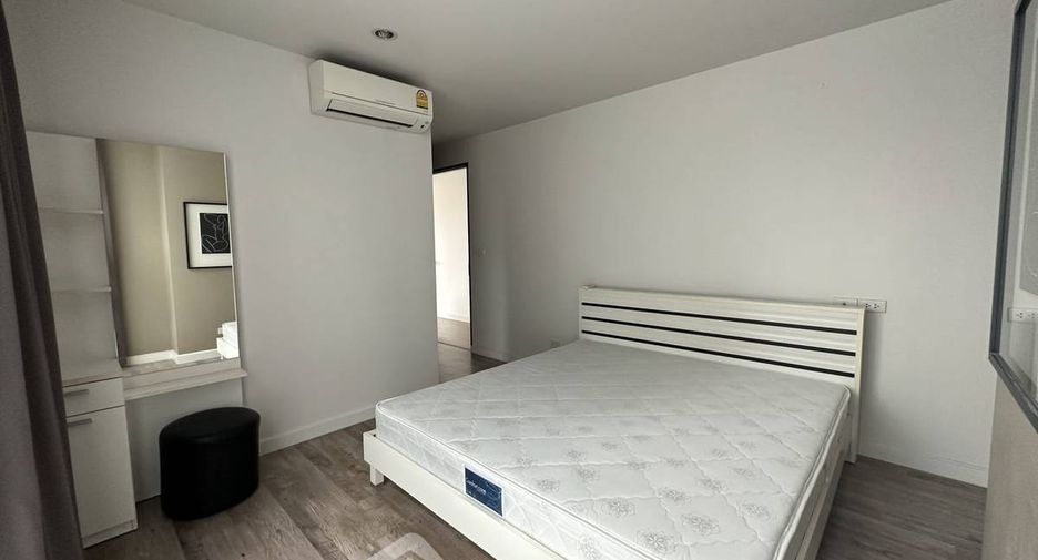 For sale 2 bedrooms condo in Watthana, Bangkok
