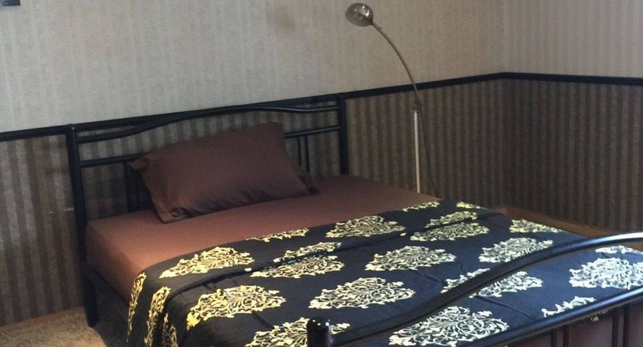 For sale 2 bedrooms condo in Khlong Toei, Bangkok
