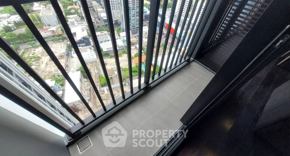 Condo en venta de 2 habitaciones en Watthana, Bangkok
