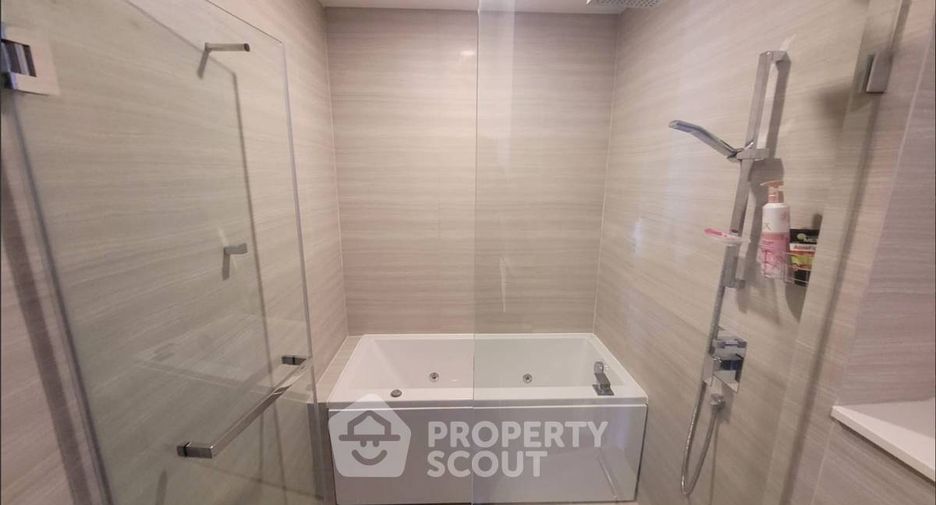 Condo en venta de 2 habitaciones en Watthana, Bangkok