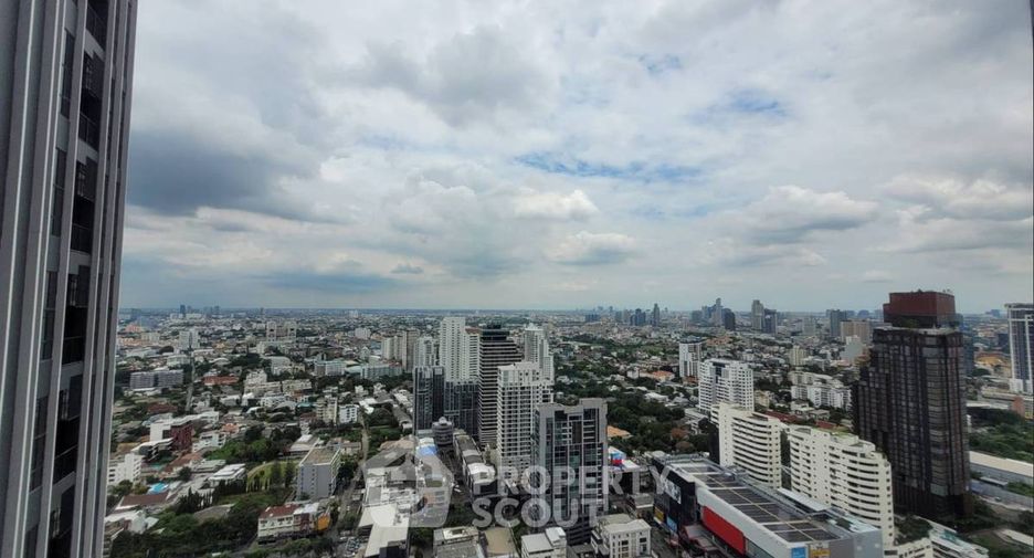 Condo en venta de 2 habitaciones en Watthana, Bangkok