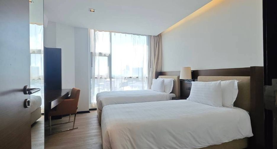 For sale 2 bedrooms condo in Sathon, Bangkok