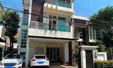 For sale 5 bedrooms house in Khan Na Yao, Bangkok