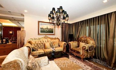 For sale 3 ベッドルーム condo in Sathon, Bangkok